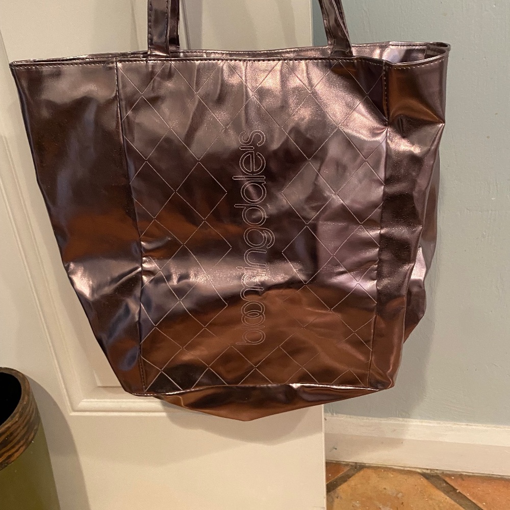 Glittery beach bag tote